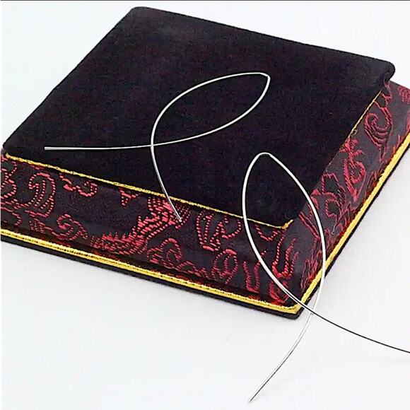 Silver Oval Hoop Threader Earrings, Fish, Punk, Minimalist - Picture 4 of 5